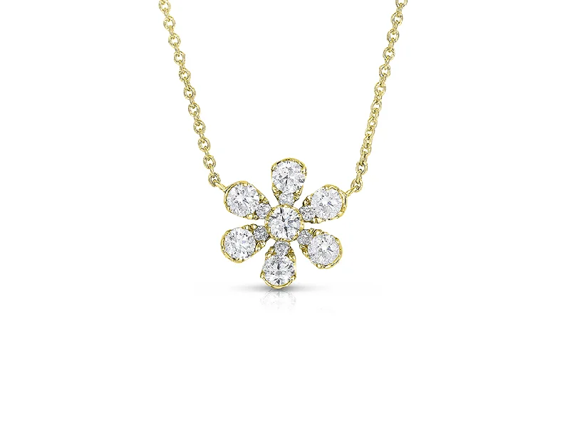 Sabel Collection Yellow Gold Round Diamond Flower Pendant