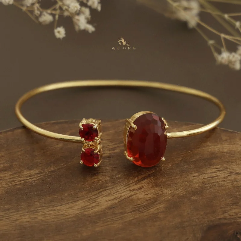 Glossy Ilana Oval + Dual Round Stone Bangle