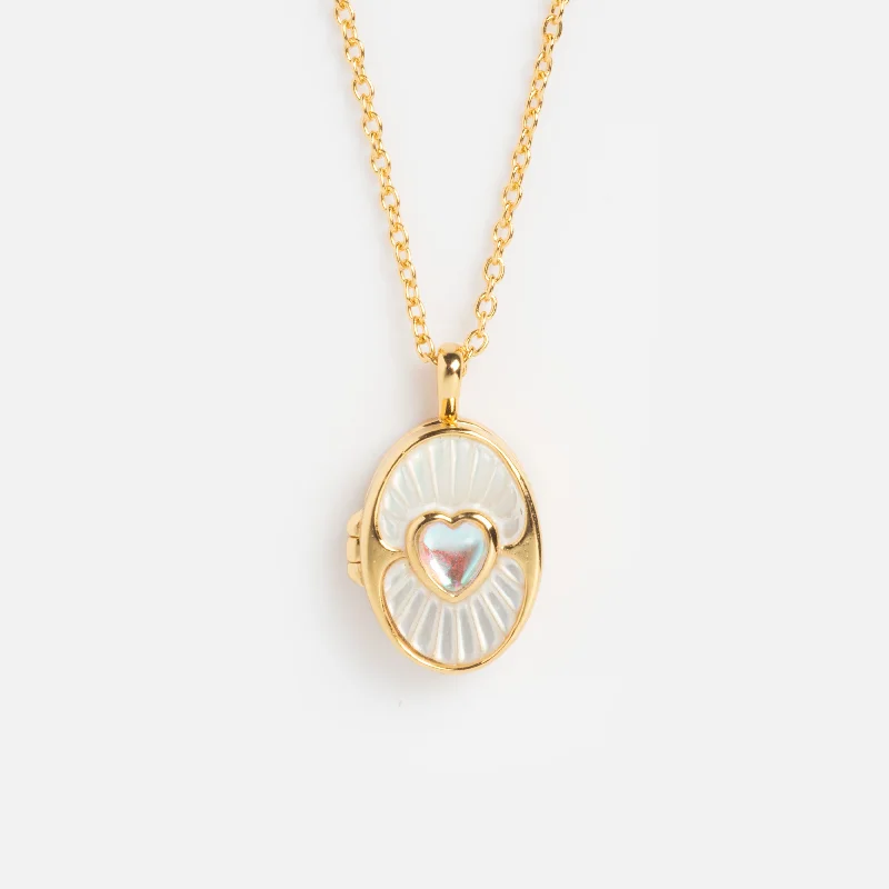 Mother Of Pearl Dive in Deep Locket